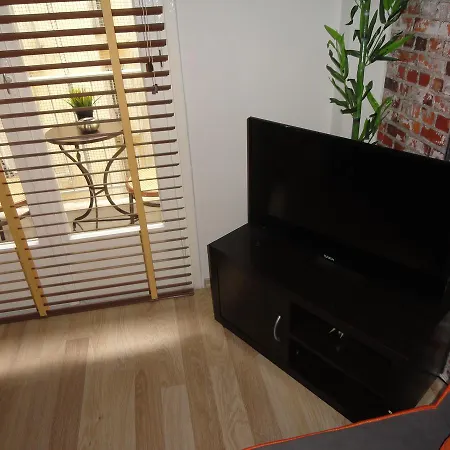 Midtown Apartment
